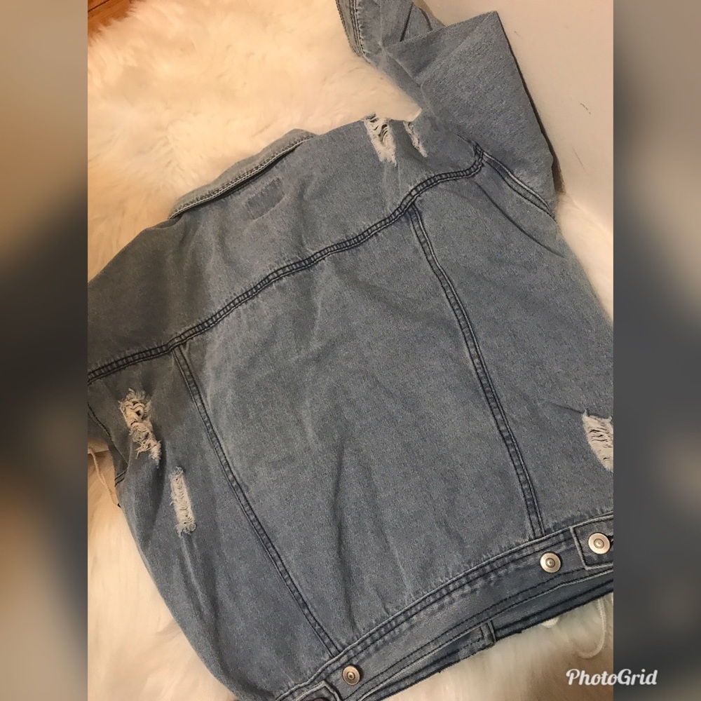 light  denim jacket distress size small left - Picture 6 of 6
